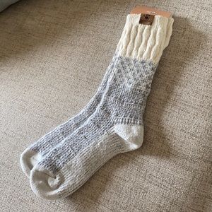 🪞 NEW bearpaw ultra soft crew ribbed socks sz 9-11